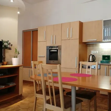 Apartment Avanti *